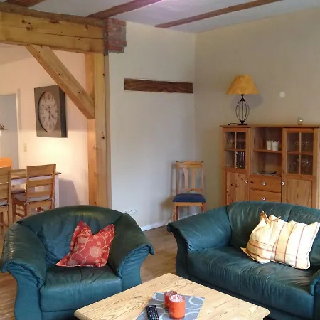 Apartment Dat Hus An De Kirch *